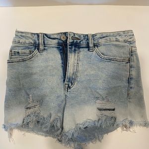 VERVET - LIGHT WASH JEAN SHORTS